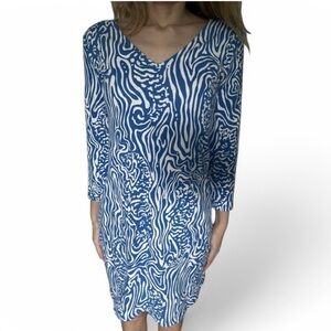 Lilly Pulitzer Clarke “Night Swimming” V Neck Dress in blue and white, size XS
